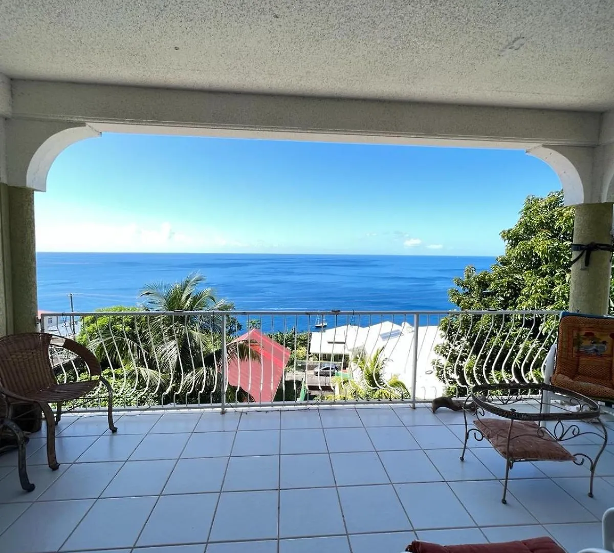Castle Comfort Seaview Deluxe Apartment Roseau Dominica